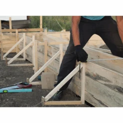 Planche De Coffrage En Sapin - Choix 4 - 175 MM X 27 MM - Longueur 4,00 M -Construire Un Magasin D'outils 2 7