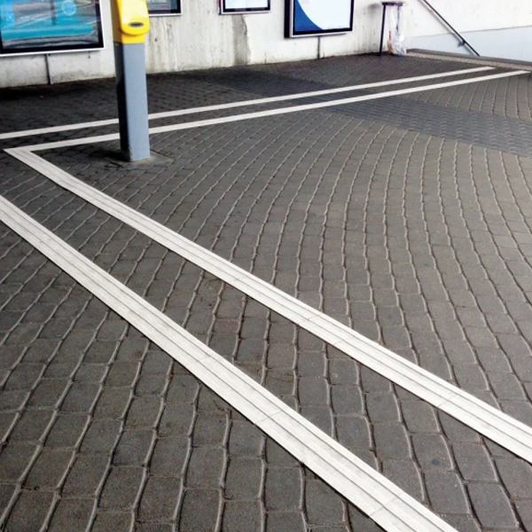 Rail De Guidage à Coller "EXTELINE 4GCe /1-5" ERP 1 à 5 Romus 4236 6 Rail De Guidage à Coller "EXTELINE 4GCe /1-5" ERP 1 à 5 Romus 4236 – Image 6