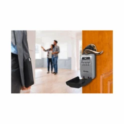 Master Lock Rangement Sécurisé Pour Clés Select Access Universel - MasterLock -Construire Un Magasin D'outils mise en situation 4 2